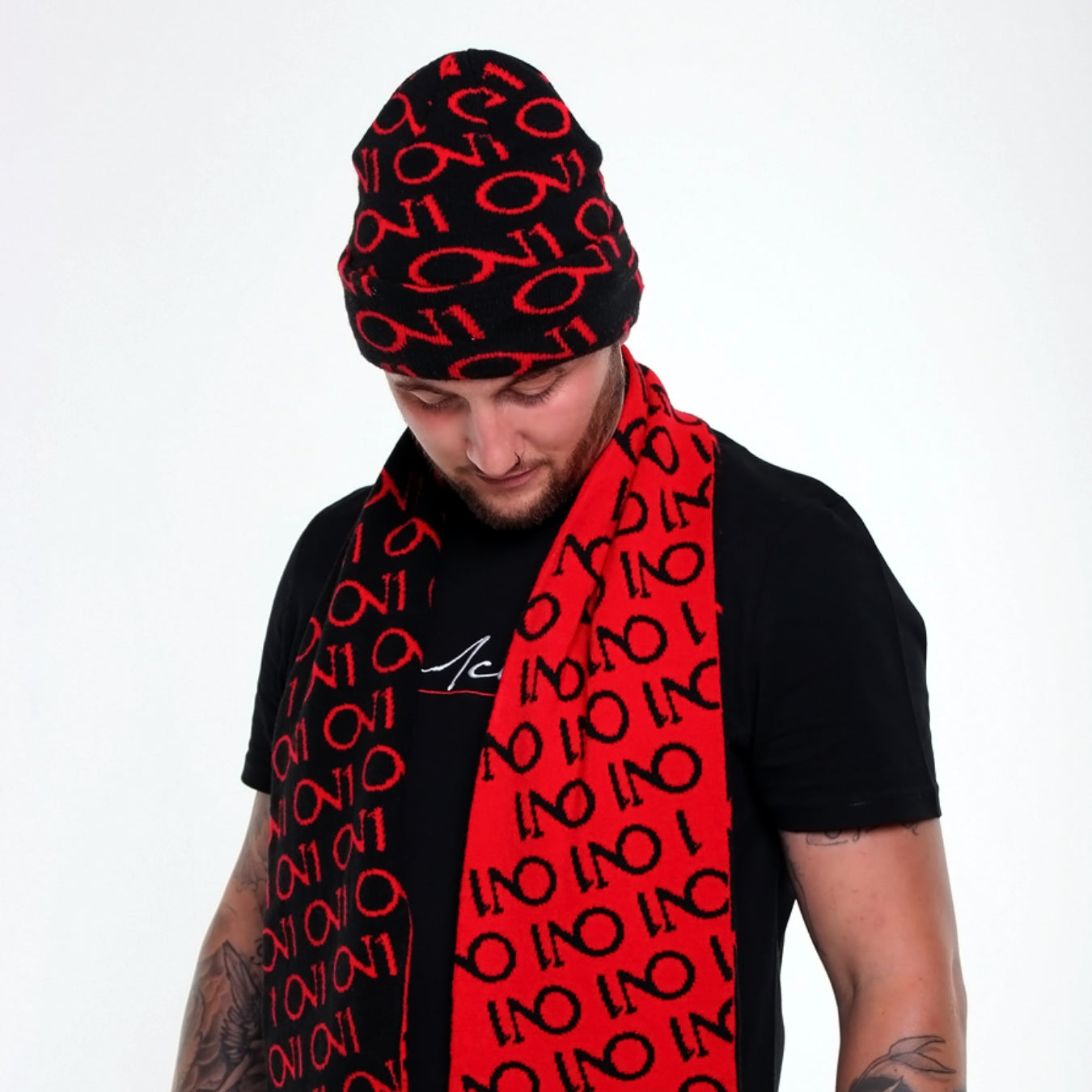 ON1 Beanie And Scarf - Red|Black