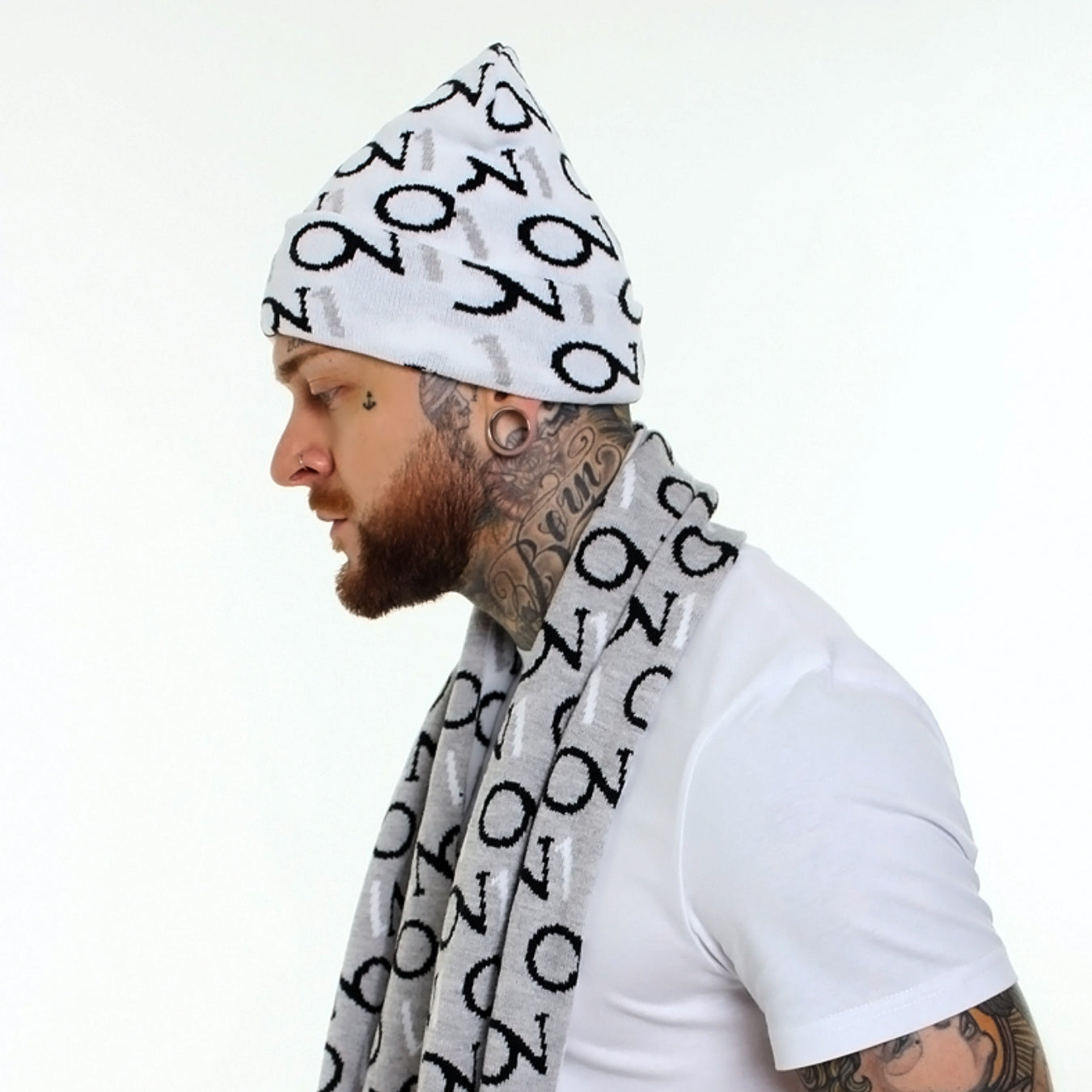 ON1 Beanie And Scarf - Grey|White