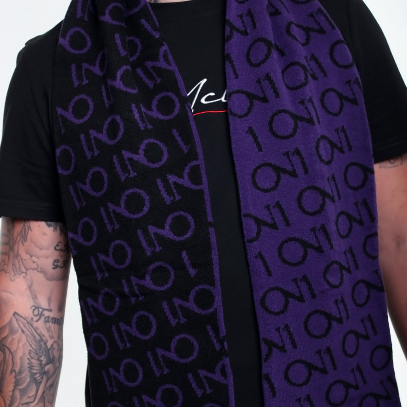 ON1 Beanie And Scarf - Purple|Black